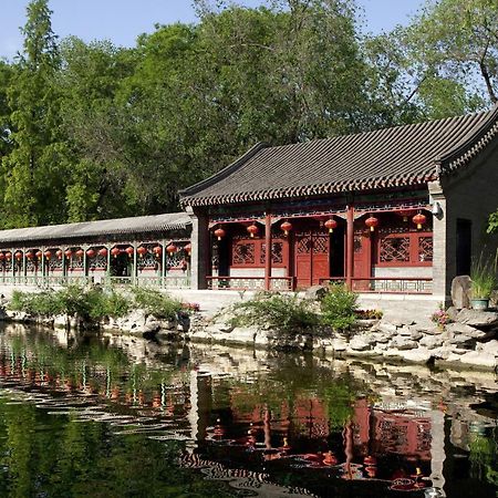 Nostalgia Hotel Near Prince Gong'S Mansion- Beihai Park, Tian'Anmen Square, Nanluoguxiang Hutong, Huguosi Hutong Snack Street, 5 Minutes Walk Away From Ping'Anli Subway Station, Free Ice Cream And Laundry Service,English Communication Well Peking Exteriör bild